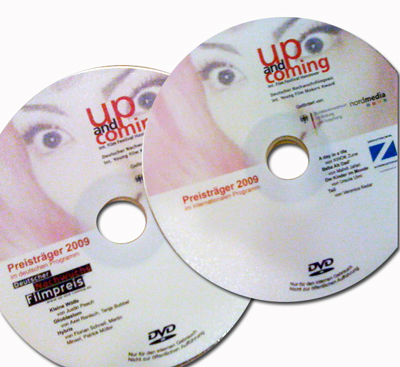 2 DVDs fr up-and-coming 09